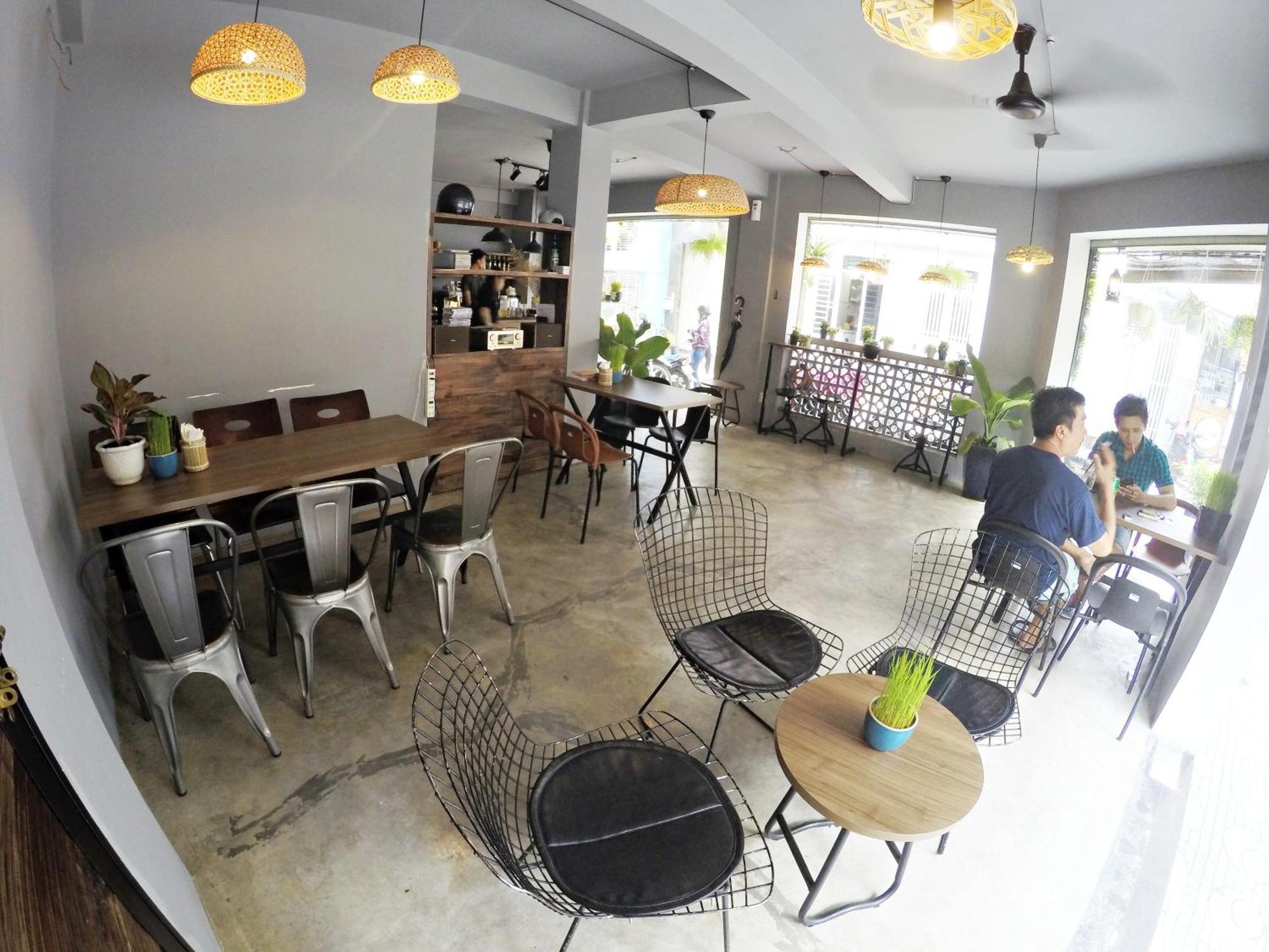 Happy Coffee Guesthouse ホーチミン市 エクステリア 写真