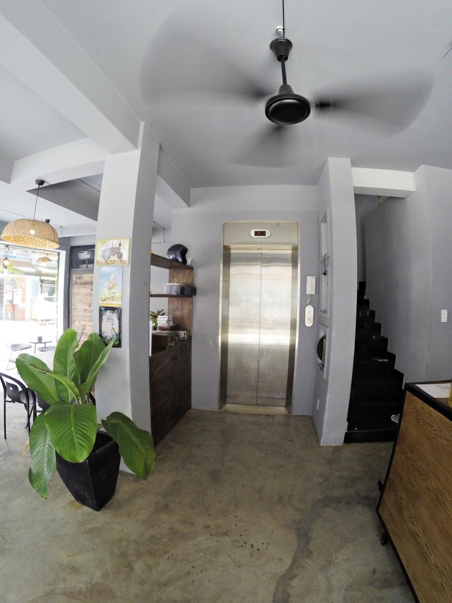 Happy Coffee Guesthouse ホーチミン市 エクステリア 写真
