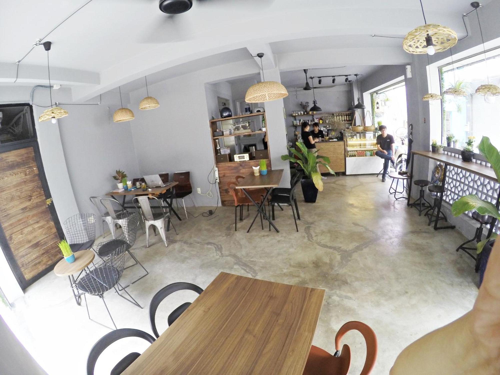 Happy Coffee Guesthouse ホーチミン市 エクステリア 写真